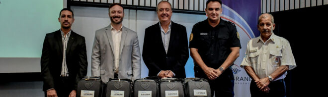 daentregdesfibriladoresalmunicipio-header